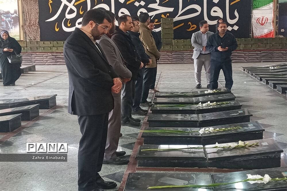 گلباران مزار شهدا به‌مناسبت سالروز شهادت سردار دل‌ها