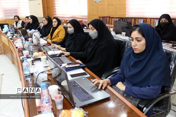 کارگاه آموزشی سواد دیجیتال، علوم رایانه و مهارت برنامه‌نویسی در بوشهر