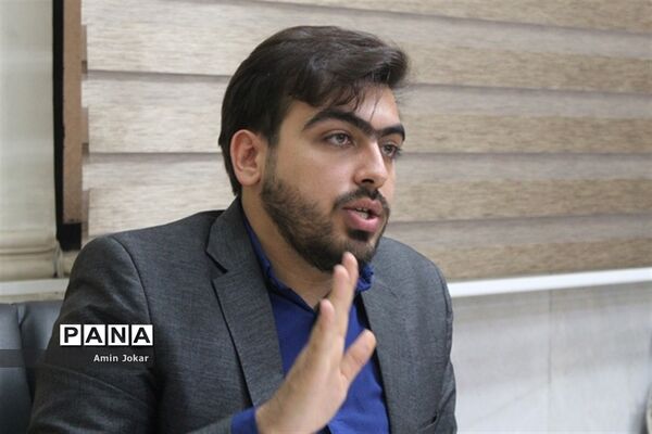 مراسم تکریم و معارفه مدیر کتابخانه دانش‌آموز در شیراز