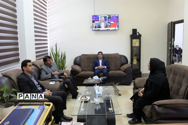 ملاقات مردم با فرماندار گلوگاه