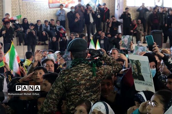 تجدید میثاق دانش‌آموزان آباده با سردار دل‌ها