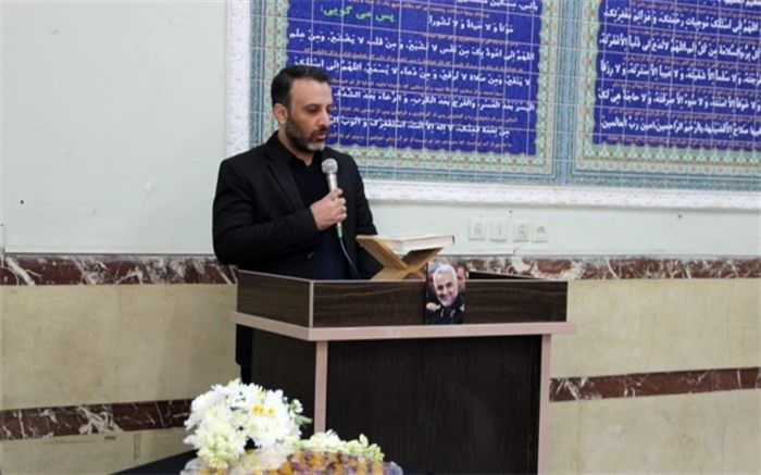 مکتب شهیدقاسم سلیمانی الگوی عملی برای نوجوانان و جوانان امروز است