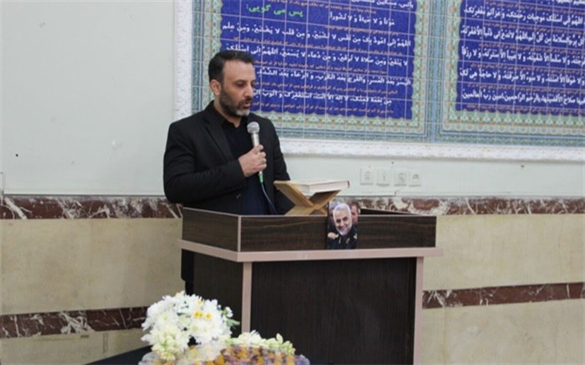 مکتب شهیدقاسم سلیمانی الگوی عملی برای نوجوانان و جوانان امروز است