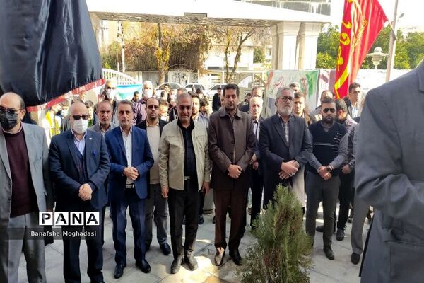 تجدید پیمان فرزندان حاج قاسم با شهدا در شیراز