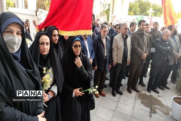 تجدید پیمان فرزندان حاج قاسم با شهدا در شیراز