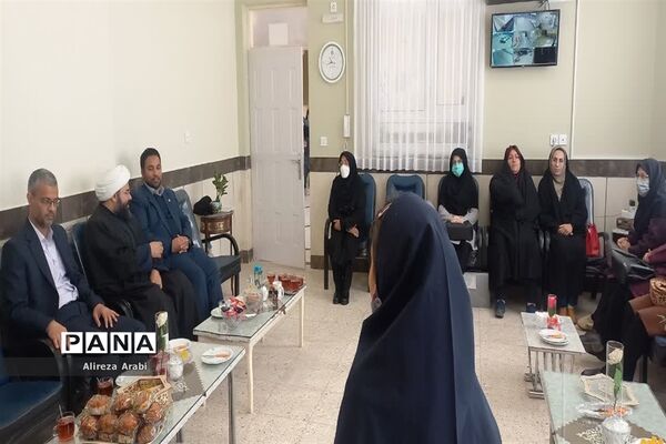 بازدید نماینده مجلس شورای اسلامی شهر ترشیز از مدارس کاشمر