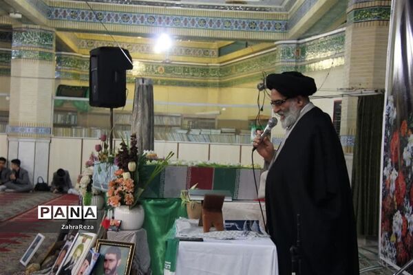 مراسم وداع با 2 شهید‌ گمنام در ورامین