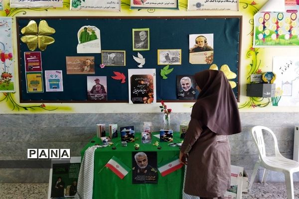 برگزاری آیین سوگواری سومین سالگرد شهادت حاج قاسم سلیمانی در مدارس شهرستان کاشمر