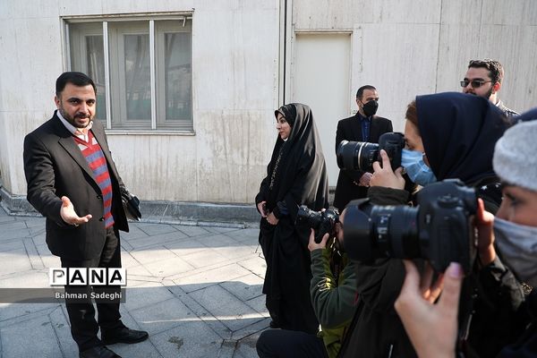 حاشیه جلسه هیات دولت -۱۴  دی