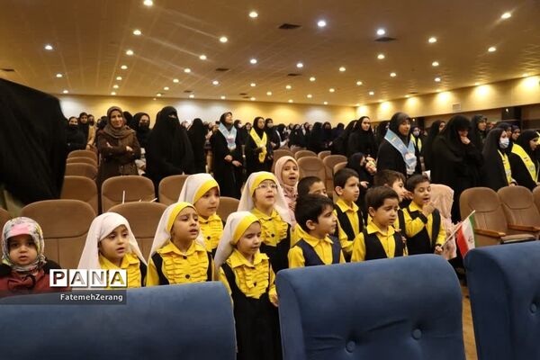 مراسم گردان دختران حاج قاسم در سالن شهید حاتمی مشهد مقدس