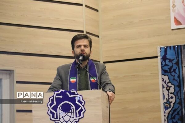 مراسم گردان دختران حاج قاسم در سالن شهید حاتمی مشهد مقدس