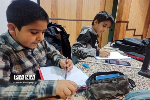 برگزاری مسابقه نقاشی «جان فدا» ویژه دانش‌آموزان دبستانی ناحیه ۳ شیراز 3 شیراز