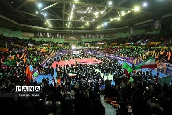 اجتماع بزرگ دختران حاج قاسم