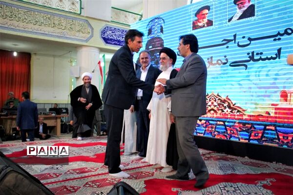 برگزاری اجلاس استانی نماز در ابرکوه