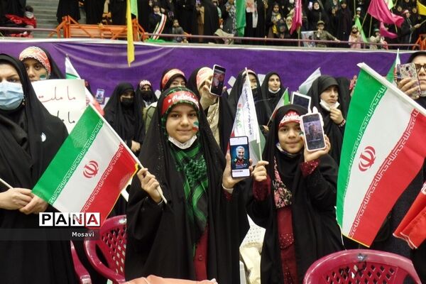 اجتماع دوازده هزار نفری «دختران حاج قاسم»