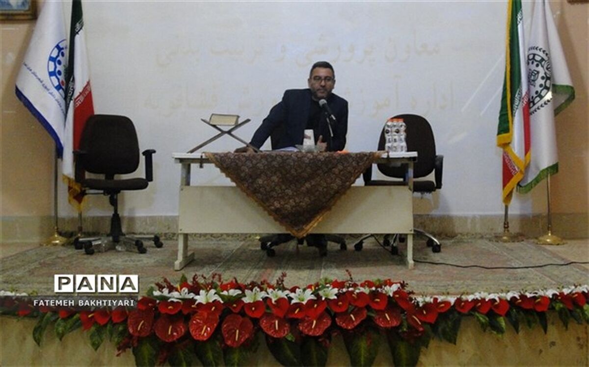 ضرورت تبدیل عرفان نظری به عرفان عملی، در آموزش