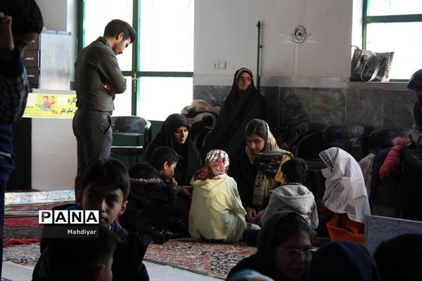 جلسه بازی و ریاضی در مسجد امام خمینی(ره) روستای طغان بخش جوادآباد