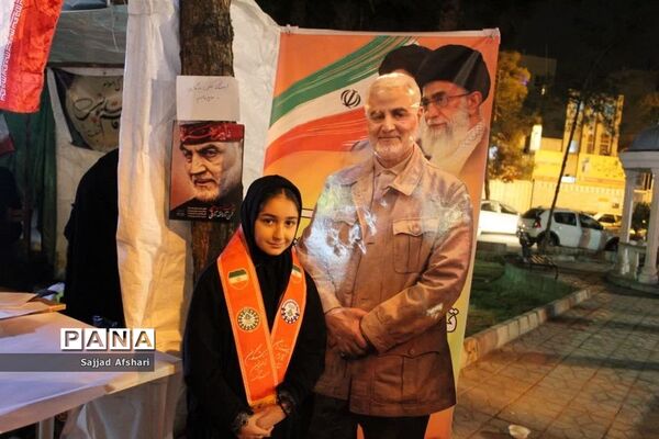 برپایی ایستگاه صلواتی توسط سازمان دانش‌آموزی استان سمنان‌