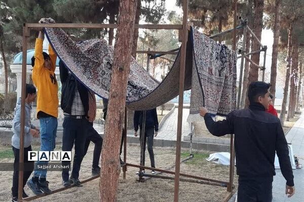 برپایی ایستگاه صلواتی توسط سازمان دانش‌آموزی استان سمنان‌