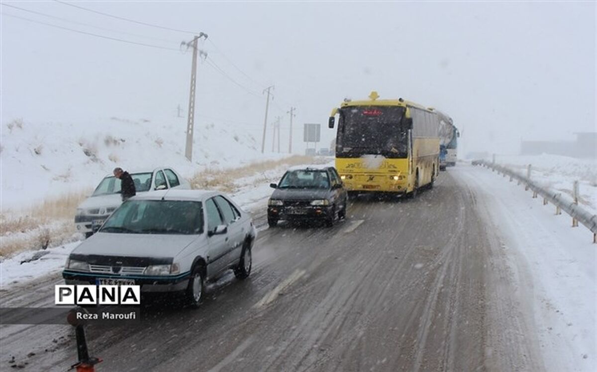 تردد در محورهای کوهستانی بدون زنجیر چرخ ممنوع است