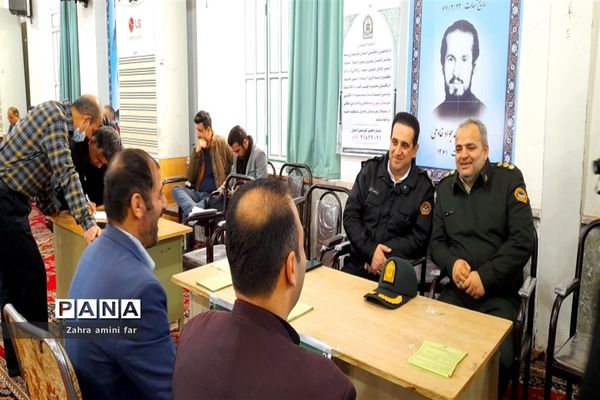 میز ارتباط مردمی در شهرستان نور