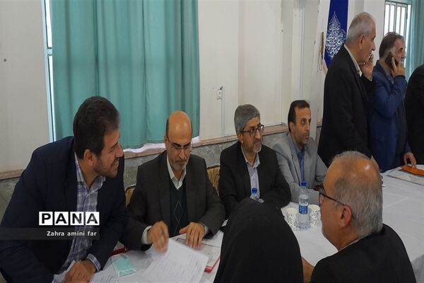 میز ارتباط مردمی در شهرستان نور