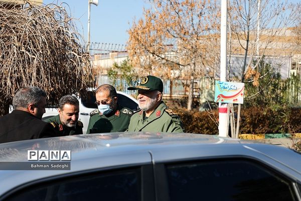 افتتاحیه ۳۰۵۰ طرح محرومیت زدایی مردم‌ پایه بسیج