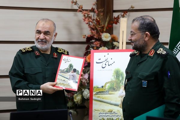 افتتاحیه ۳۰۵۰ طرح محرومیت زدایی مردم‌ پایه بسیج