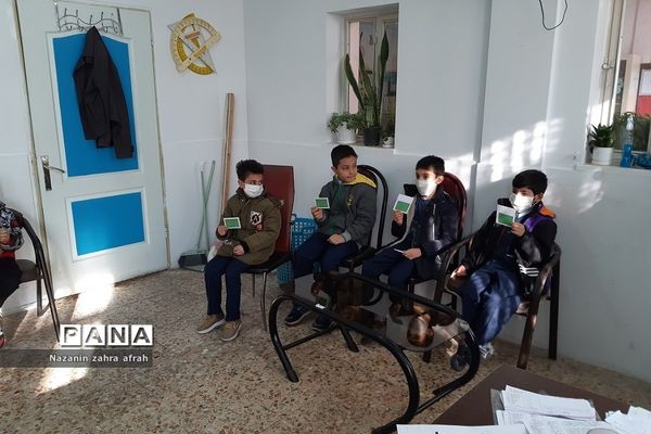 برگزاری جلسات اعضای شورای دانش‌آموزی در مدارس رودهن