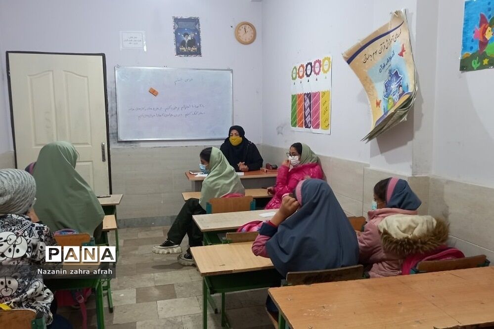 برگزاری جلسات اعضای شورای دانش‌آموزی در مدارس رودهن
