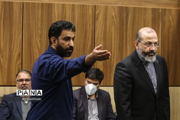 مراسم ختم پدر رئیس دانشگاه تهران