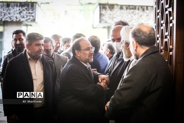 مراسم ختم پدر رئیس دانشگاه تهران