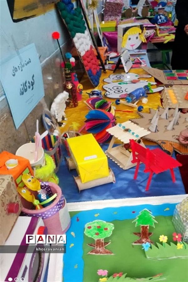 نمایشگاه طرح بوم و مواد دور ریختنی دوست داشتنی در قادرآباد