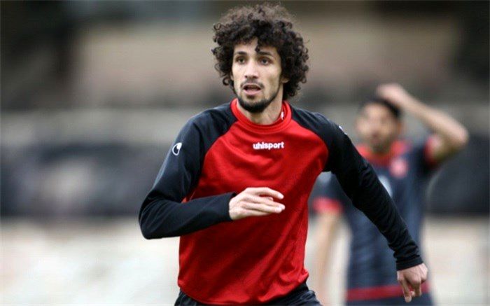 هنانوف در پرسپولیس ماندنی شد