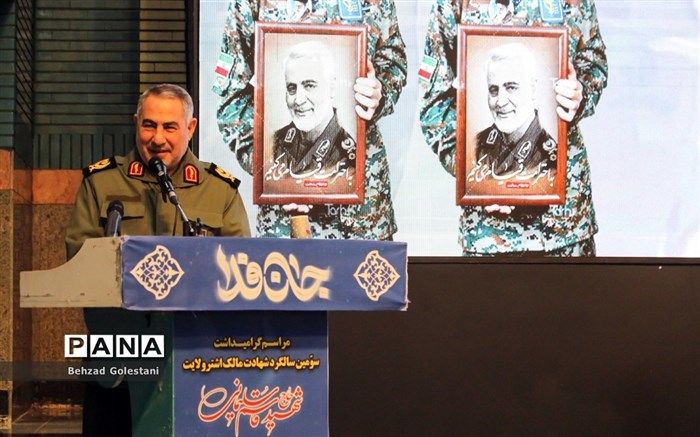 دشمنان انقلاب از تکثیر تفکر شهید سلیمانی در هراسند