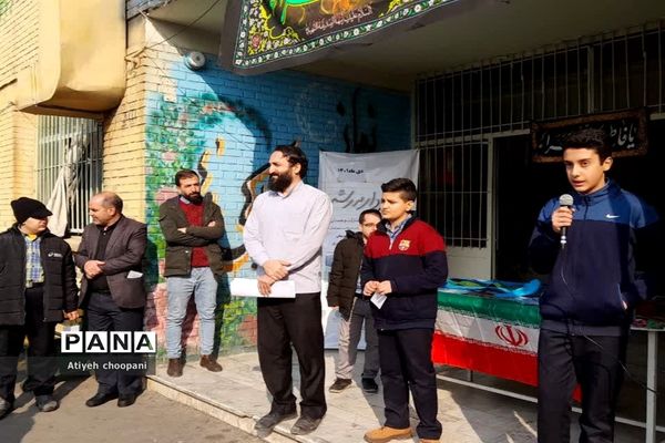 اجرای طرح شهردار مدرسه در دبیرستان هیات امنایی شهید عاشوری منطقه ۱۴