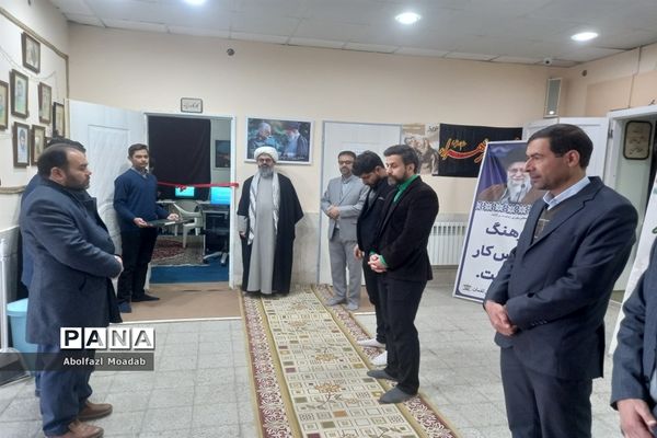 نمایشگاه «جان فدا» در کانون لقمان کاشمر