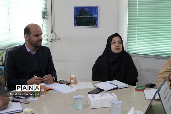 جلسه همفکری و هم‌اندیشی مدیران آموزشگاه‌های آزاد بوشهر