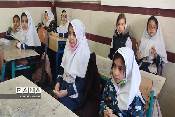 جشنواره غذا، دبستان دخترانه منطقه کهریزک