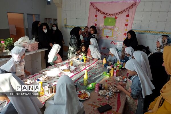 برگزاری کارگاه آموزش آشپزی مادران و دختران در فشافویه