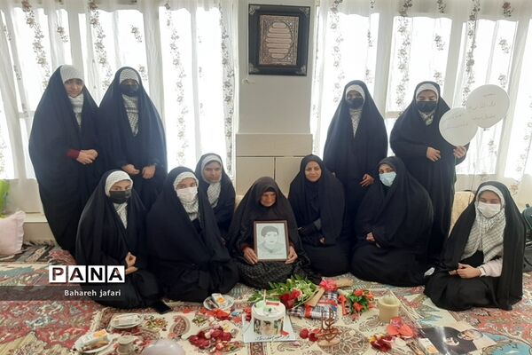 جشن تولد شهید شاخص دبیرستان شهید هیاتیان نایین