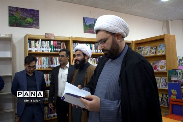 مراسم تودیع و معارفه رئیس اداره کتابخانه‌های عمومی شهرستان کوهسرخ