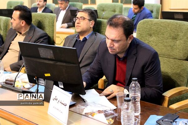 نشست تخصصی مدیران‌کل استان‌ها و مسئولان ادارات ارزیابی عملکرد آموزش و پرورش قطب ۴ کشوری