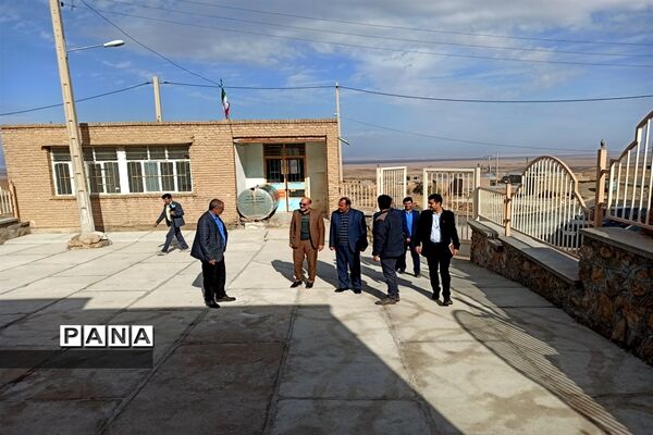 بازدید مدیرکل آموزش و پرورش خراسان جنوبی از مدارس منطقه آموزش و پرورش دستگران طبس