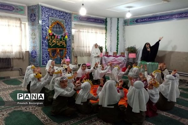 جشن حفظ سوره‌های قرآن کریم دانش‌آموزان آموزشگاه الله‌اکبر اسلامشهر