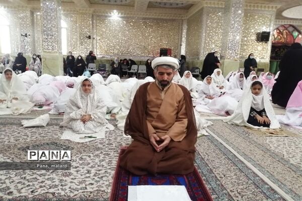 جشن بهار بندگی در امامزاده بی‌بی سکینه صفادشت