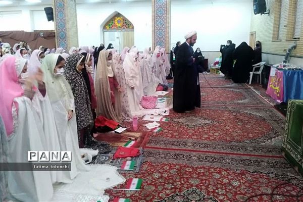 برگزاری اجلاسیه نماز  دانش آموزان دختر دبستانی ناحیه 3 شیراز
