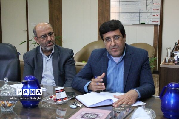 جلسه شورای هماهنگی تشکل‌های دانش‌آموزی استان بوشهر