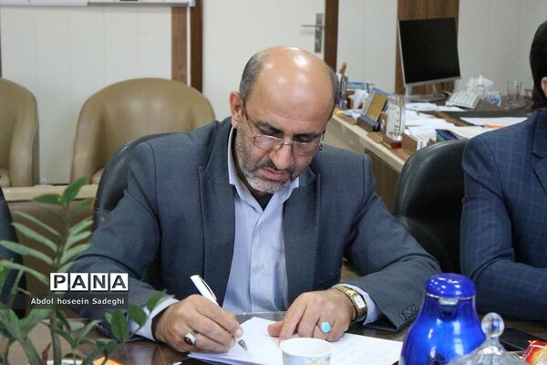 جلسه شورای هماهنگی تشکل‌های دانش‌آموزی استان بوشهر