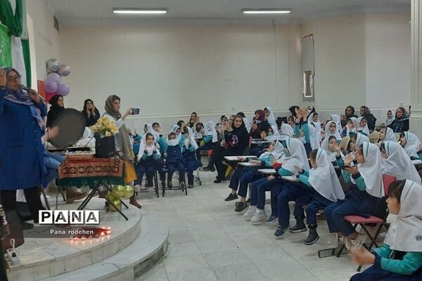 جشن روز مادر در دبستان دخترانه  سما یک رودهن